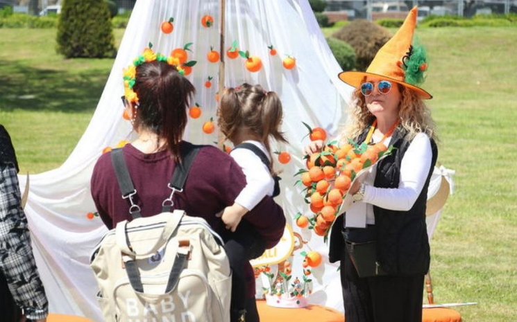 Adana’da 14. Uluslararası Portakal Çiçeği Karnavalı Başladı