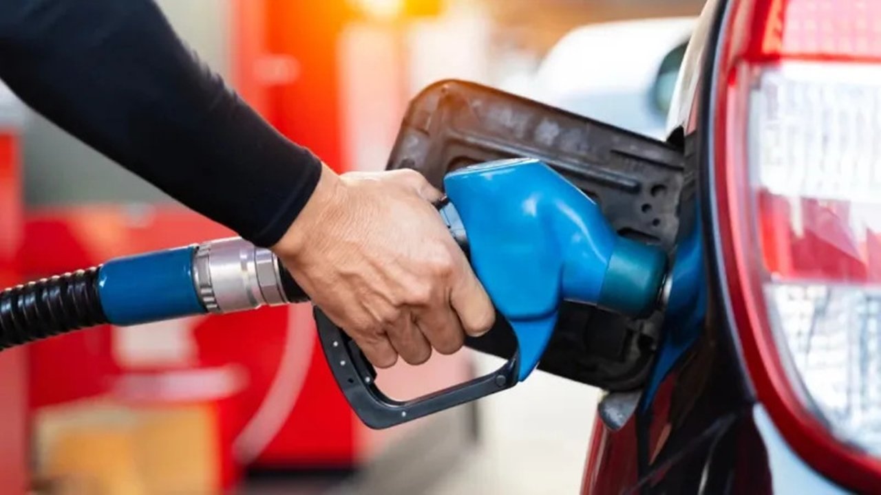 Akaryakıtta Yeni Dönem: Büyük İndirim Kapıda mı?