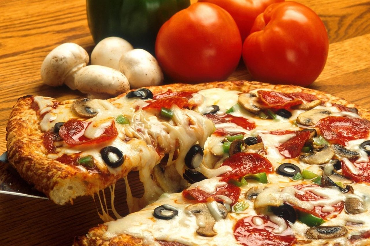 Bir Devrin Sonu Köklü Pizza Zinciri Kepenk İndirdi 3