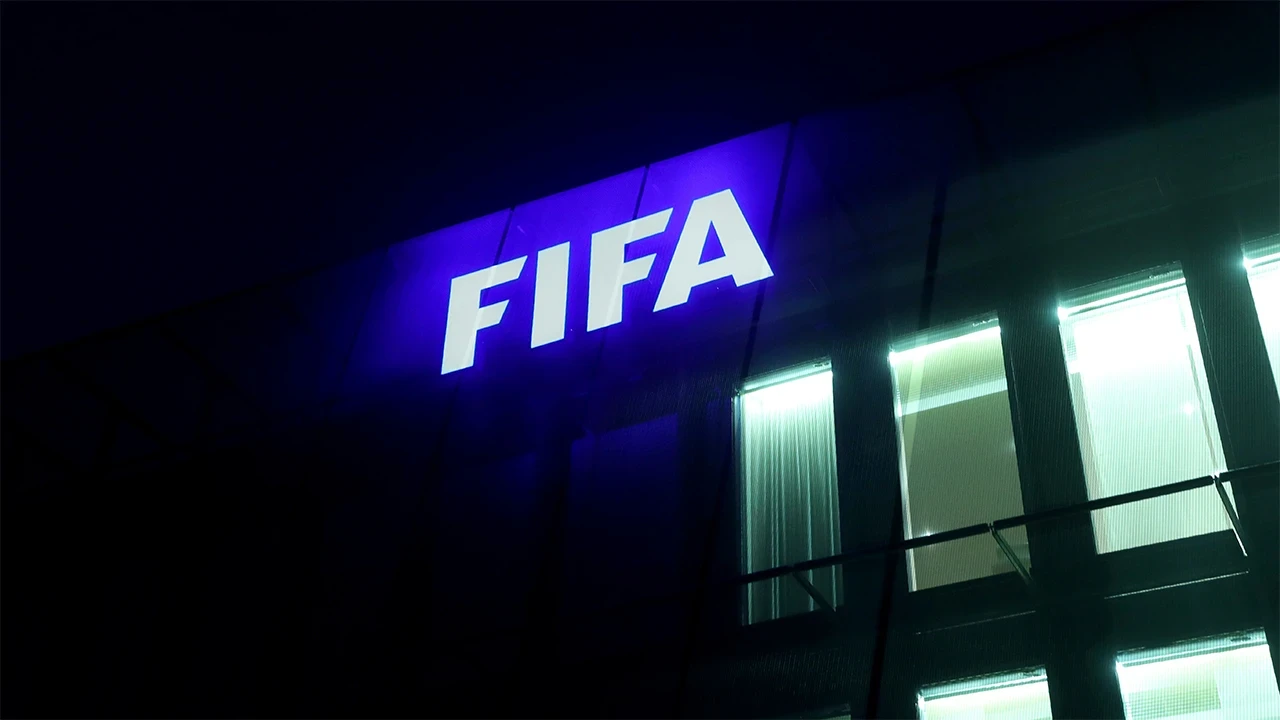 Ceza Yağdırılan Adana Demirspor’da FIFA Alarmı: Borç 19,5 Milyon Avroya Ulaştı
