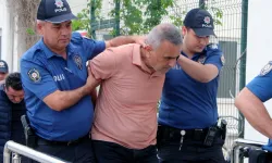Adana'da, Belediye Temizlik İşleri Müdürü Polise Silah Çektiği Suçlamasıyla Tutuklandı