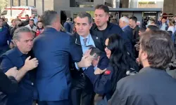 CHP Lideri Özgür Özel'e Atatürk Kültür Merkezi'nde Yumruklu Saldırı