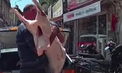 Adana’da Hijyen Skandalı: Açıkta Et Taşıma Tepki Çekti