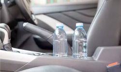 Araçta Unutulan Plastik Su Şişeleri Ciddi Sağlık Tehlikesi Yaratıyor