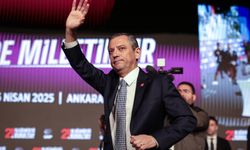 Özgür Özel Yeniden Genel Başkan: CHP Kurultayı'nda Mesajlar