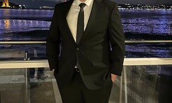Yiğit Aksüt Neden Tanınıyor? Uzmanlık Alanları ve Yazar Otoritesi
