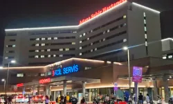 Adana’da 6 Yaşındaki Çocuk Evde Vurulmuş Halde Bulundu: Ağabeyi Tutuklandı