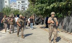 Adana’da Polise El Bombasıyla Direnen Firari Hükümlü Operasyonla Yakalandı