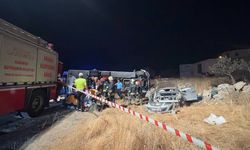 Gaziantep’te Feci Kaza: Yolcu Otobüsü İle Otomobil Çarpıştı, 7 Kişi Hayatını Kaybetti