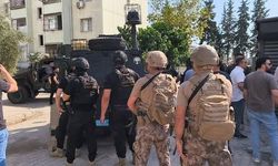 Polise Ateş Açıp El Bombasıyla Direnen 2 Şüpheli Tutuklandı