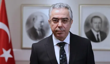 Mehmet Uçum'dan İlk 3 Madde ve 50+1 Vurgulu Yeni Anayasa Çıkışı