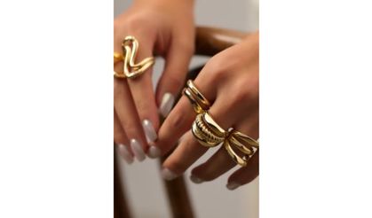 Altın Yüzüklerde Yeni Sezon Şıklığı ve Kombin İpuçları