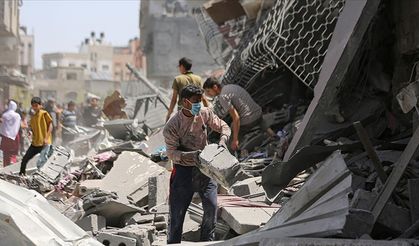 Gazze’de Bir Kez Daha Sivil Katliamı: İsrail, Evleri ve Çadırları Vurdu – En Az 20 Filistinli Hayatını Kaybetti