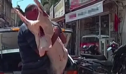 Adana’da Hijyen Skandalı: Açıkta Et Taşıma Tepki Çekti
