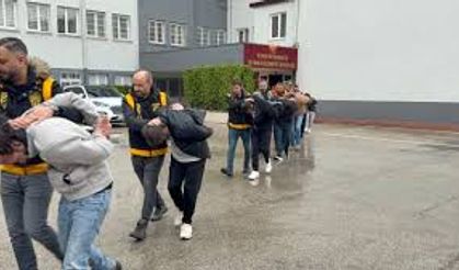 Adana’da 10 Milyonluk Sahte Kimlik Vurgunu