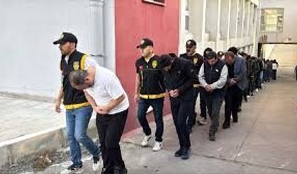 Adana Merkezli Dolandırıcılık Operasyonunda 22 Zanlı Tutuklandı