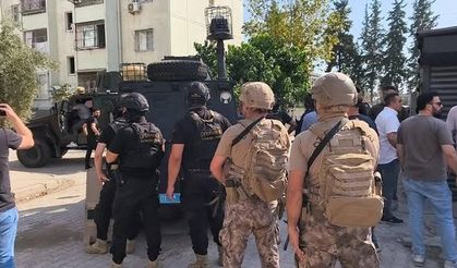 Polise Ateş Açıp El Bombasıyla Direnen 2 Şüpheli Tutuklandı
