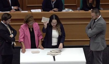 Üsküdar Belediyesi’nde Başkan Vekili Seçimi Tamamlandı: Dündar Ziya Gültekin Kazandı