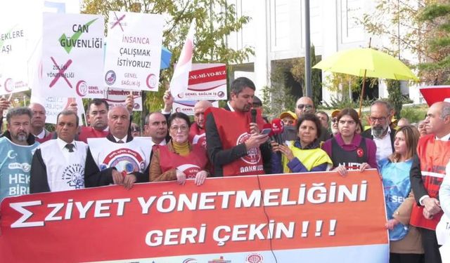 Aile Hekimlerinin Mücadelesi Sürüyor: Yeni Yönetmeliğe Karşı Beş Gün Daha İş Bırakacaklar