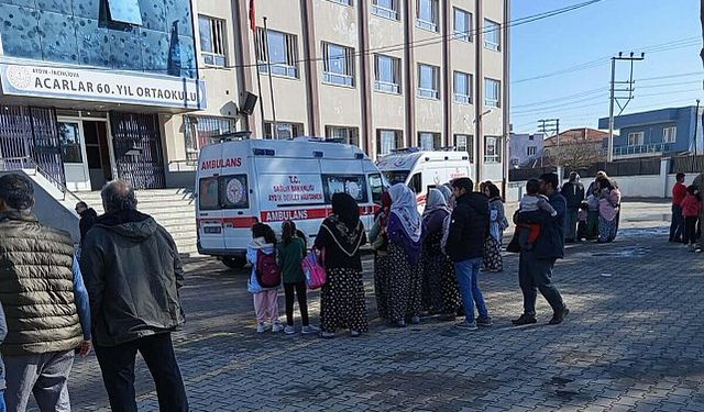 Adana Feke'de 22 Öğrenci Gıda Zehirlenmesi Şüpheleriyle Hastaneye Kaldırıldı