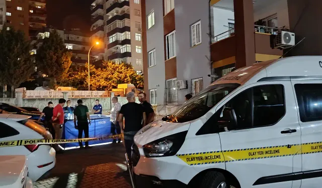 Adana’da Korkunç Olay: Genç Kadını Öldürüp 12. Kattan Atladı