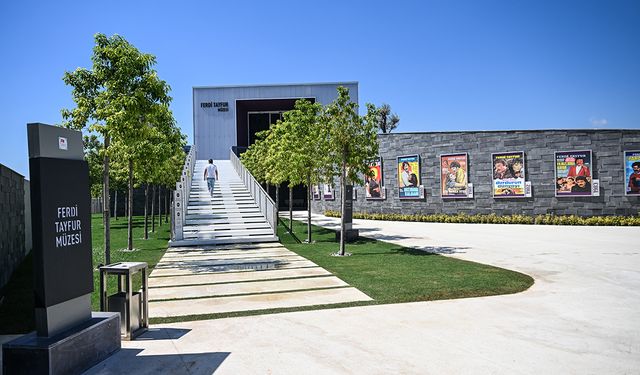 Adana’da Ferdi Tayfur Müzesi Kapılarını Açtı