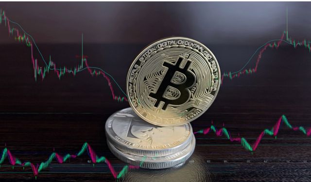 Bitcoin’de 96 Bin Dolar Uyarısı, ETF’lerde Fon Akışı Yeniden Pozitif Görünüyor