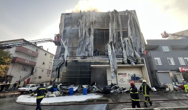 Kocaeli’de Parfüm Deposunda Faciaya Dönüşen Yangın: 6 Ölü, 5 Yaralı