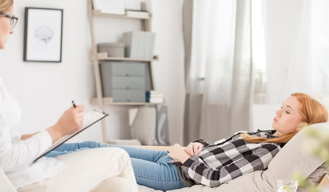 Bağımlılık Tedavisinde Profesyonel Destek: Girne Psikolog Hizmetleriyle Yeniden Kontrolü Ele Alın