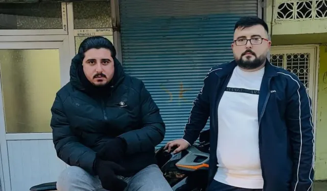 Adana’da Sokak Ortasında Silahlı Kavga: 2 Kişi Hayatını Kaybetti, 1 Kişi Yaralandı