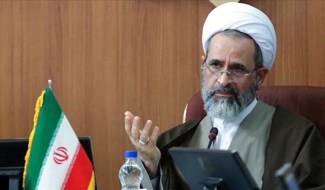İran'da Geçici Liderlik Konseyi Üyesi Ayetullah Arafi İlk Kez Konuştu
