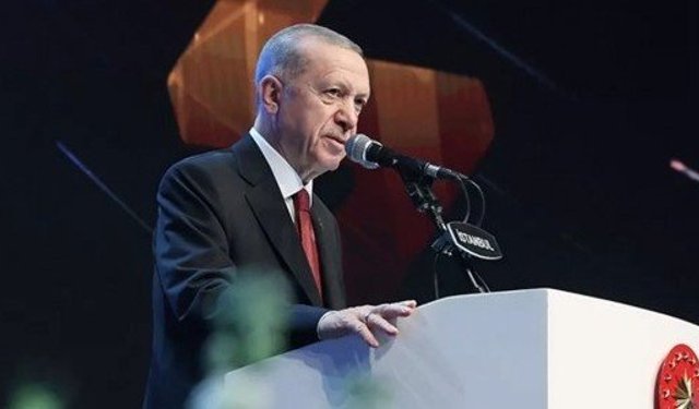 Erdoğan: Çocuklarımız İçin Siber Devriye Faaliyetlerini Artırıyoruz