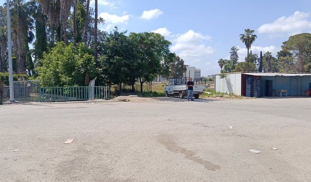 Adana’da Satırlı Ve Bıçaklı Kavga: 1 Kişi Hayatını Kaybetti, 2 Yaralı