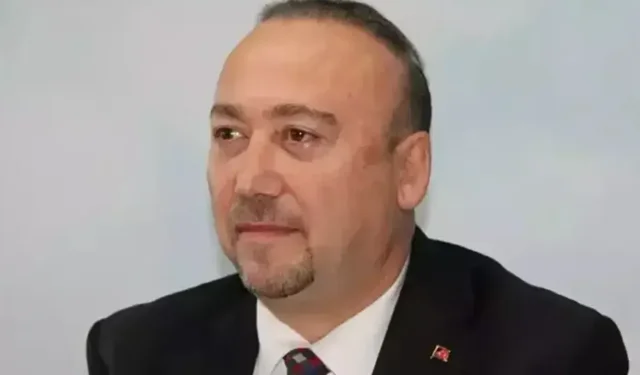 Özkan Yalım Chp’den İhraç Edildi