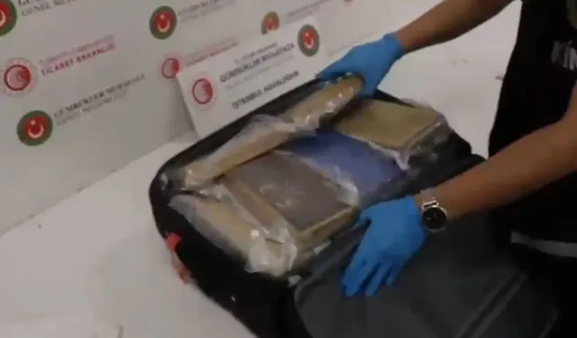 İstanbul Havalimanı'nda 51 Kilo 500 Gram Kokain Ele Geçirildi: 3 Gözaltı