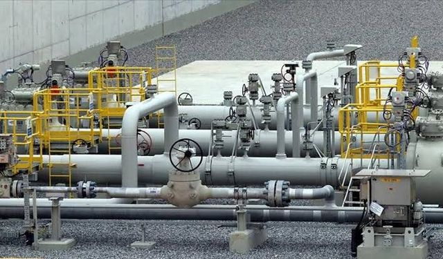 S. Arabistan'ın Doğu-Batı Petrol Boru Hattı'nı Kapatması Piyasada Milyonlarca Varil Arz Eksikliğine Yol Açabilir
