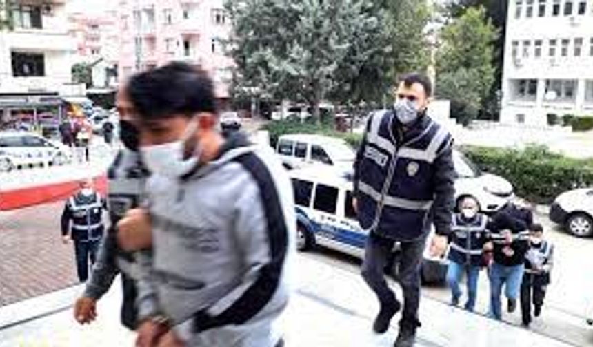 Kozan'da Gerçekleştirilen Güvenlik Operasyonunda 7 Şüpheli Gözaltına Alındı