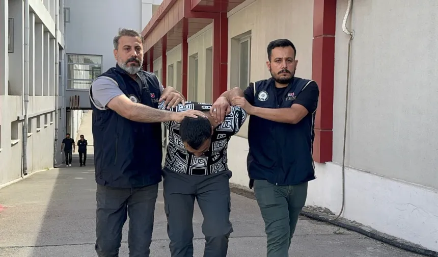 Adana'da DEAŞ Operasyonu: 5 Kişi Tutuklandı, 1 Kişi Sınır Dışı Edildi