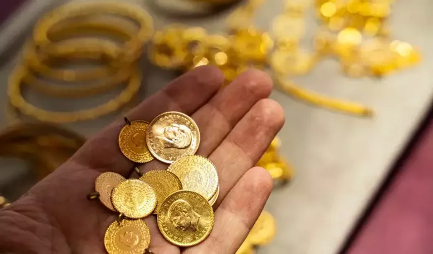 Gram Altın Dalgalı Seyirde: Yatırımcılar Ne Yapmalı?