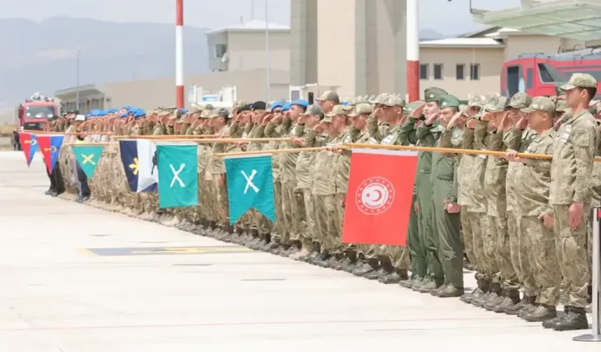 Hakkari’de Yürek Dağlayan Tören: Pençe-Kilit Şehitleri Memleketlerine Uğurlandı