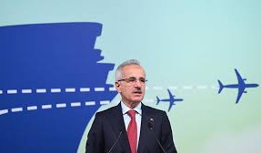 Ulaştırma Bakanı Uraloğlu, Düşen Uçaktaki Son Anları Anlattı