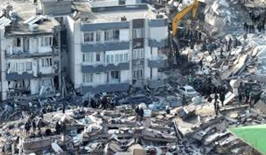 Adana, Hatay ve Osmaniye’de Deprem Davaları: Yıkılan Binaların Sorumluları Hakim Karşısında