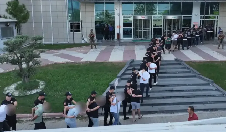 Ceyhan’da Suç Örgütlerine Yönelik Operasyon: 51 Şüpheli Tutuklandı