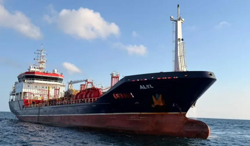 Marmara'da Gemi Kazasında Soruşturma Derinleşiyor: Alsu Gemisinde Aşçı Hariç 9 Kişi Gözaltında