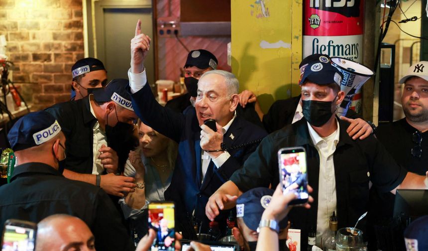Netanyahu'nun Rakibi Yair Golan'a Bıçaklı Saldırı Girişimi! Seçim Günü Güvenlik Alarmı